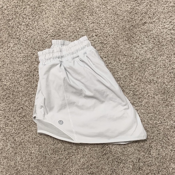 lululemon hotty hot shorts brand new sold out online - Picture 3 of 5